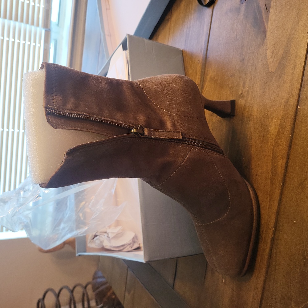 Anthropologie Paragon Boots - Picture 8 of 10